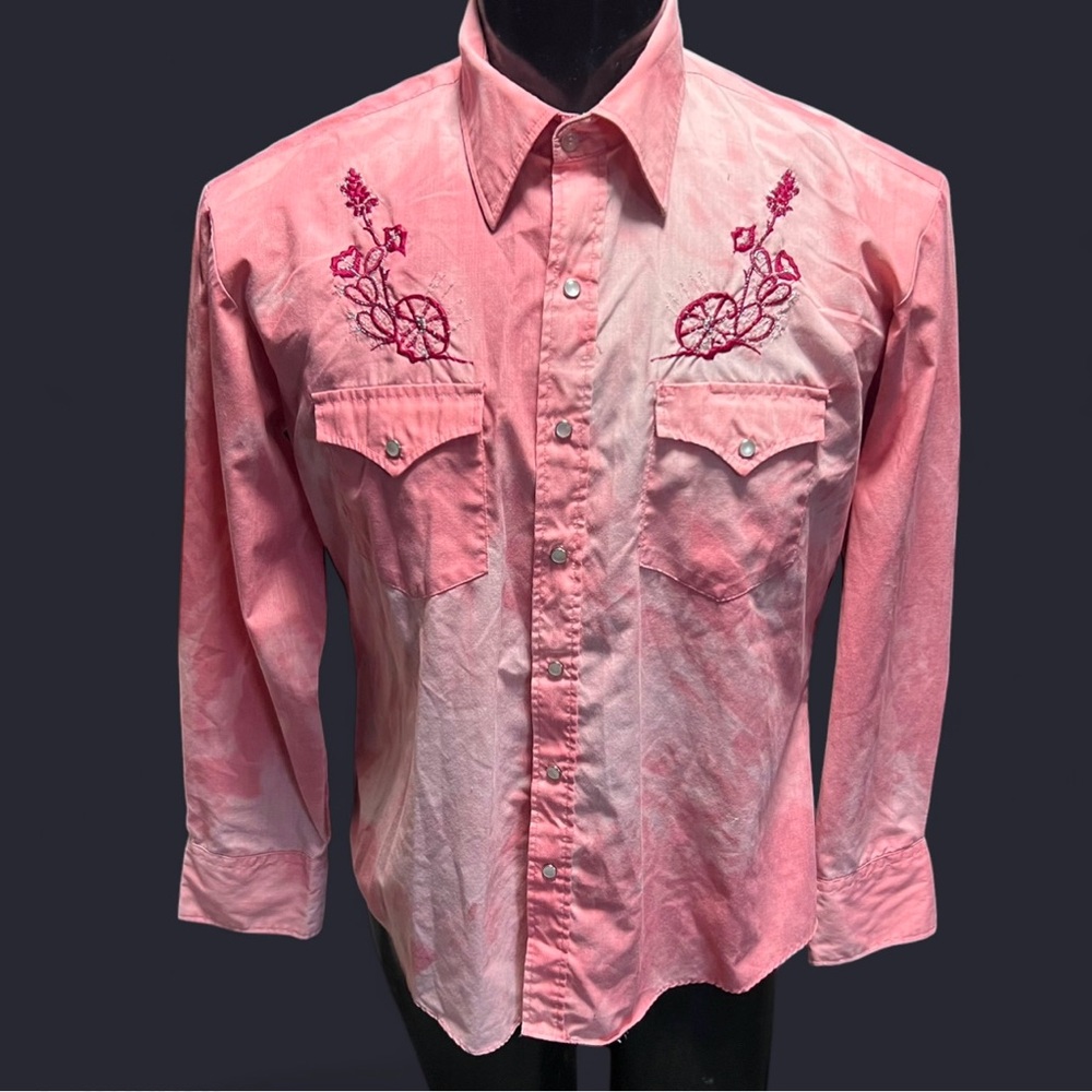 Pink Casual Button Down Shirt with Embroidered Floral Design